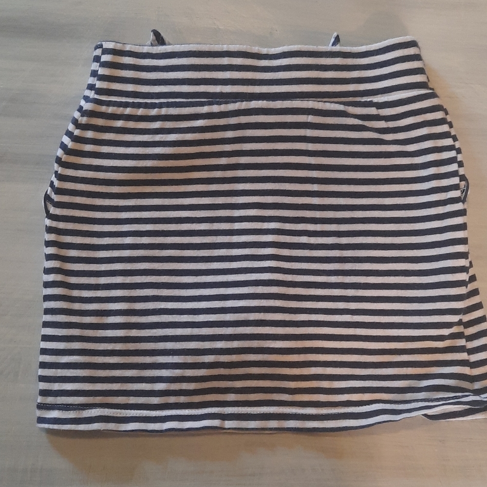 Skort - Picture 3 of 3